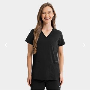 EUC Elevate by IRG – Women’s Mock Wrap Scrub Top!